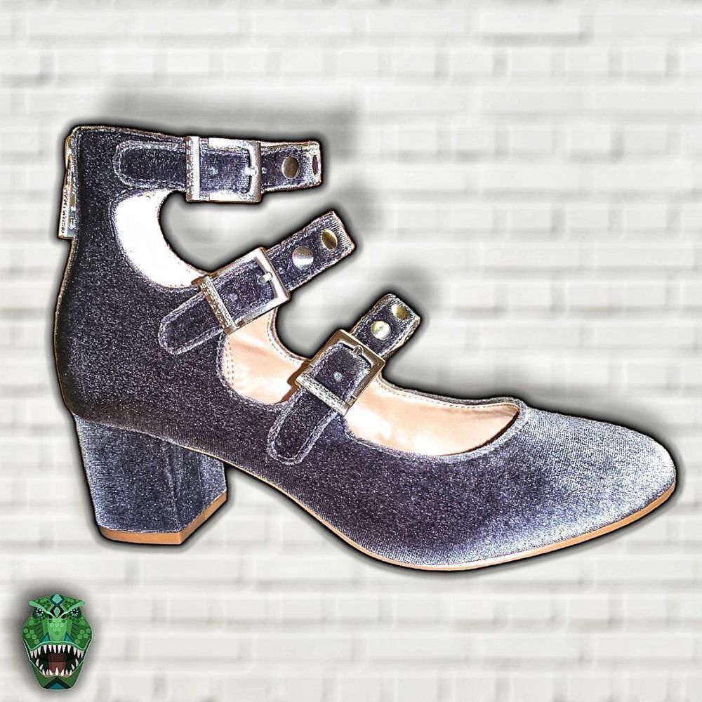 CHARLES by Charles David Dark Lolita Goth Gray Velvet Strappy Buckle Caged Block